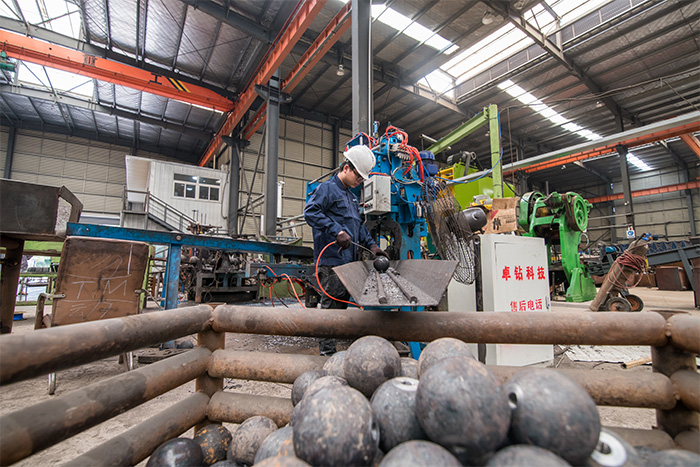 江北网架配件-螺栓球加工车间